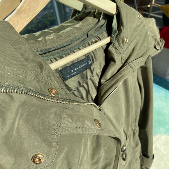 Zara Safari Jacket with detachable quilted vest. - Picture 4 of 6